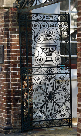 Dennis Forman Walkway Gate
